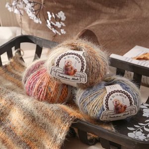 Étiquettes personnalisées, fil mélangé en <span class=keywords><strong>laine</strong></span> mérinos moelleuse, recyclable OE, anti-boulochage, teinture segmentée résistante, <span class=keywords><strong>laine</strong></span> mélangée pour pulls tricotés à la main - Product Image 1