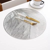 Nouveau Set de Table Circulaire en PVC Minimaliste Moderne, Résistant à la Chaleur, Centre de Table Familial, Design Haut de Gamme Luxe Léger