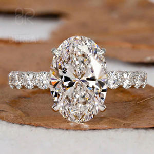Anillo de Compromiso con Diamante Cultivado en Laboratorio con Certificación IGI Vvs CVD, Anillo de Lujo con Diamante Ovalado Hecho en Laboratorio, Plata 925 con Piedras Laterales, Joyería para Mujer - Product Image 1
