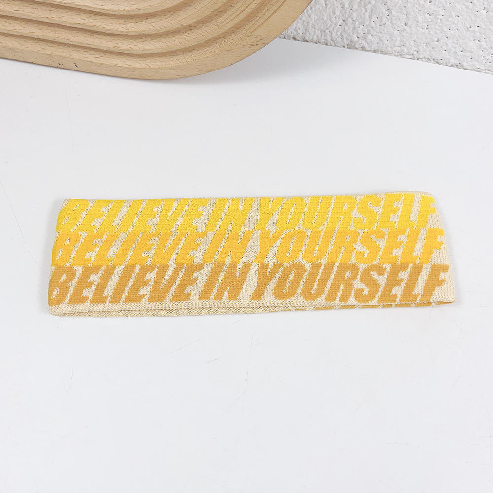 สีเหลือง