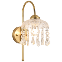 Applique Murale Postmoderne Dorée en Cristal pour Chambre, Lampe de Palais, Luminaire Mural de Luxe, Applique Murale en Cristal, Lumière d'Ambiance Intérieure de Haute Qualité