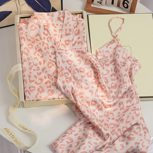 Vestido y Camisón con tirantes de seda helada para mujer para el verano de 2025, nueva ropa sexy con estampado de leopardo para regalar a las novias - Product Image 6