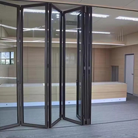 Portes pliantes de balcon sur mesure, portes accordéon modernes à rupture de pont thermique, portes pliantes en aluminium et verre