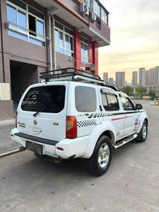Classique <span class=keywords><strong>4x4</strong></span> d'entrée de <span class=keywords><strong>gamme</strong></span> : <span class=keywords><strong>Nissan</strong></span> Paladin XE 2006, 5 vitesses, 4 roues motrices, carrosserie sur châssis, simple et fiable - Product Image 6