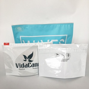 Emballage de distribution Mylar sacs de sortie résistants à la préhension N <span class=keywords><strong>Rip</strong></span> Astm enfants personnalisé imprimé 1/8oz 1/4oz 1/2oz 1oz 1lb nourriture PE personnalisé - Product Image 1