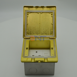 Cubierta abatible integrada de cobre, toma de <span class=keywords><strong>corriente</strong></span> estándar del Reino Unido, puerto de red IP44, enchufe eléctrico 10A, <span class=keywords><strong>corriente</strong></span> nominal - Product Image 1