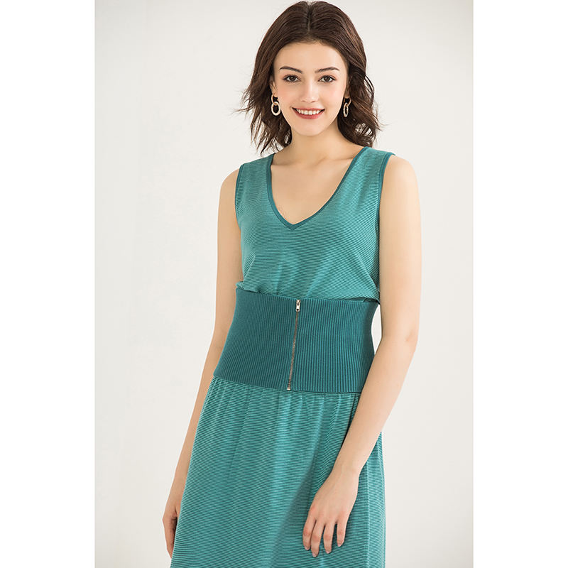 ตัวอย่างมีสีเขียวเทาๆตามที่คุณต้องการ