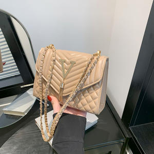 Sac à bandoulière à sangle unique pour femme, design de mode V de luxe, été 2024 - Product Image 4