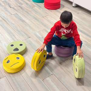 Tapis de jeu souples pour enfants en mousse EVA, visages émotionnels ronds, jouets d'intérieur pour 2 à 4 ans, unisexe, usage domestique - Product Image 4