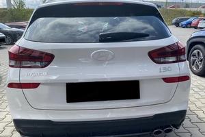 Coche perfectamente usado 2025 HyundaiS <span class=keywords><strong>i30</strong></span> 1,5 T-GDI 48V <span class=keywords><strong>N</strong></span>-Line DCT Wagon listo para usar, sin accidentes listo para enviar a todo el mundo - Product Image 4