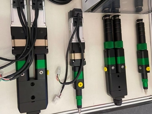 Viscotec/Taeha Válvula Dispensadora Eléctrica de Alta Precisión para Resina Epoxi y Poliuretano, Simple/Doble, Sistema de Control PLC, Modelo <span class=keywords><strong>LNM</strong></span> - Product Image 4
