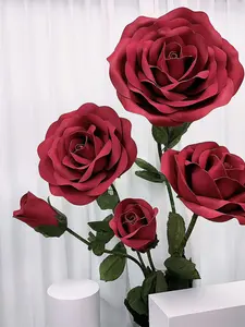 Flores de espuma Eva gigantes Rosa impermeable artificial para bodas al aire libre Telón de fondo Exhibición de eventos
