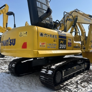Grandes excavatrices sur chenilles hydrauliques d'occasion Komatsu PC200, 20 tonnes, modèles PC200-7, PC200-8, PC210, PC220, excavatrices à godets d'occasion - Product Image 3