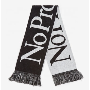 Écharpes de créateur en acrylique 100% écologiques pour l'hiver, rouge et blanc, pour hommes et femmes, écharpe en tricot de football, personnalisée - Product Image 3