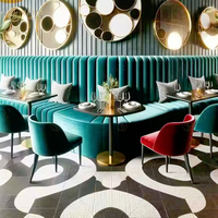 Ensemble de mobilier de restaurant commercial moderne en marbre, table et chaises, banquette d'angle vert foncé pour café, pour une conception clé en main