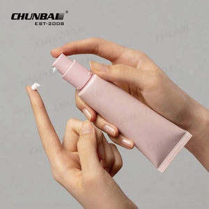 Tubes en Plastique Personnalisés avec Pompe pour Solution d'Emballage Cosmétique Airless pour Nettoyant Visage, Fond de Teint, Crème pour les Mains, Crème Solaire et Soins de la Peau - Product Image 1