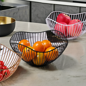 Organisateur de bureau en fil métallique moderne nordique, panier à fruits, rangement de placard, présentoir à snacks, support à pain pour aliments - Vente en gros - Product Image 4