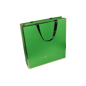 심천 제조 업체 도매 사용자 정의 녹색 종이 선물 가방 럭셔리 접이식 차 선물 종이 소매 가방 핸들