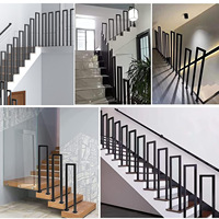 Rampe d'escalier moderne en métal blanc, design minimaliste sur pied pour appartements loft et intérieurs résidentiels