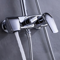 Nouveau Design Salle De Bains Lumineux Showroom Chaud Froid Eau Douce Pluie Mélangeur Bain & Douche Robinet Ensemble