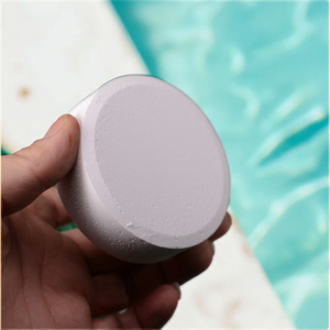 Tablettes multifonctionnelles <span class=keywords><strong>Traitement</strong></span> de l'eau Tablettes de <span class=keywords><strong>piscine</strong></span> de 3 pouces pour le nettoyage de la <span class=keywords><strong>piscine</strong></span> - Product Image 2