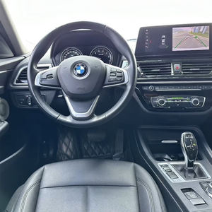 <span class=keywords><strong>BMW</strong></span> Serie 1 Clásico Usado en Venta, Sedán Automático con Volante a la Izquierda, Motor Turbo, Asientos de Cuero, Cámara Trasera, Llantas R17 - Product Image 6
