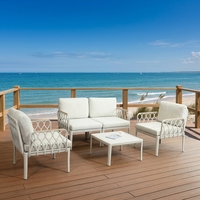 Table et chaises de patio carrées modernes en plastique, mobilier de salle à manger d'extérieur durable, ensemble de canapés blancs au design moderne et élégant pour