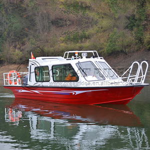 Bote de Aluminio Resistente de 6.5m (21.3 pies) para 6-8 Personas, Ideal para Pesca, Turismo y Recreación Familiar - Product Image 2