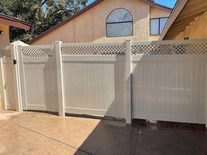 Panneaux de clôture en <span class=keywords><strong>PVC</strong></span>, clôture murale en vinyle solide pour la sécurité commerciale et résidentielle - Product Image 2