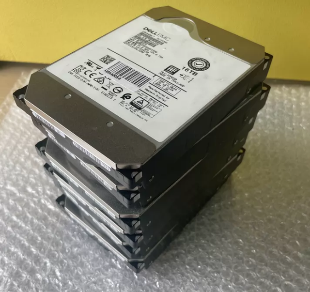 DeII EMC Ultrastar DCHC550 WUH721816AL5200 0F38375 16TB 3.5 Inch Enterprise Internal Hard Drive Used Original Pulled