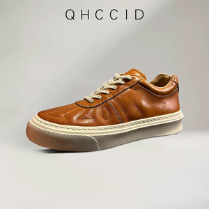Zapatillas de cuero genuino para hombre Qinhong, zapatos informales de suela gruesa y tacón medio, color marrón sólido, con cordones, para uso diario - Product Image 2