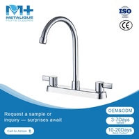 Robinet de cuisine en acier inoxydable Metalique 330003-CR Chrome 8 pouces, montage sur plan, rotation à 360 degrés, 2 poignées, 2 trous, finition argent