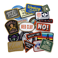 Patch brodé 3D en tissu sergé à motif floral/cœur, couleurs personnalisées, thermocollant pour chapeaux et vêtements – Meilleures ventes