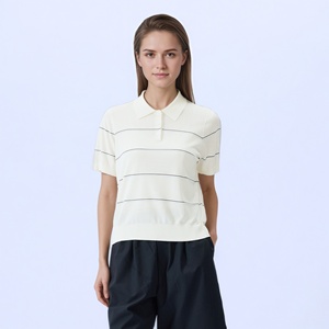 OEM ODM da <span class=keywords><strong>donna</strong></span> con collo <span class=keywords><strong>a</strong></span> Polo in seta Set corto nero <span class=keywords><strong>a</strong></span> <span class=keywords><strong>righe</strong></span> <span class=keywords><strong>bianche</strong></span> t-shirt estive per le donne all'ingrosso di moda top - Product Image 1