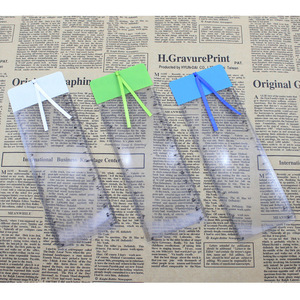 <span class=keywords><strong>Loupe</strong></span> personnalisée de signet avec design en PVC transparent pour hommes et femmes - Product Image 2