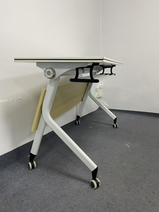 Vente en gros de meubles de bureau Table de réunion pliante pour la formation Table de réunion ronde moderne pour le bureau et la salle de conférence Table pliable - Product Image 2