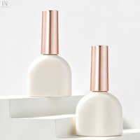 Échantillons Gratuits, Flacons de Vernis à Ongles Blanc Brillant UV avec Bouchon Doré Mat Électroplaqué ; Disponible pour OEM/ODM.