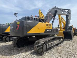 Excavatrice hydraulique Volvo EC300 d'occasion, modèle 2024, bon état, chenilles, faible nombre d'heures de travail, boîte de vitesses, pompe, prix bas, vente, d'origine - Product Image 2