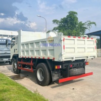 Camions à benne basculante Howo 4*2 4*4 4wd neufs et d'occasion Sinotruk 6 8 10m3 diesel légers 5 8 10 12 15 tonnes pour la ferme, les galets, le sable, à vendre