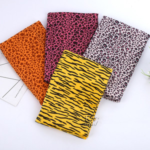Tela con Estampado de Pelo Animal, Tela de Piel de Vaca, Tigre, Leopardo y Cebra para Sofá y Juguetes - Product Image 3