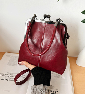 <b>Retro</b> shoulder crossbody bag, <b>retro</b> kiss lock bag, small <b>phone</b> wallet, women's designer crossbody bag - Product Image 3