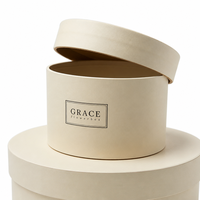 Emballage de luxe avec logo personnalisé, papier kraft beige recyclable, cylindre rigide en carton verni, boîte cadeau ronde en forme de tube pour chapeau