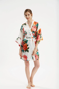 <span class=keywords><strong>Bata</strong></span> de Novia de Satén con Estampado Floral, <span class=keywords><strong>Kimono</strong></span> Corto, <span class=keywords><strong>Bata</strong></span> de Dormir, Conjunto de Pijama, Ropa de Estar por Casa, <span class=keywords><strong>Bata</strong></span> Elegante para Mujer - Product Image 2