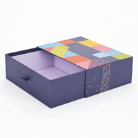 Caja de Embalaje Creativa y Colorida de Cartón con Diseño Abstracto y Cajón Extraíble para Set de Regalo de Belleza