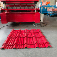 Machine professionnelle 3-en-1 pour tuiles de toiture, ligne de formage automatique de panneaux de toiture métalliques à trois couches pour entrepôts industriels