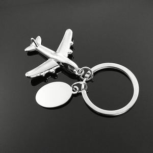 Llaveros 3D Creativos con Logotipo Personalizable de Fábrica, Colgantes Pequeños con Modelo de Avión a la Moda - Product Image 2