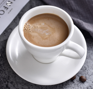 Juego de taza y platillo de cerámica blanca minimalista para espresso, taza de café cónica con logo personalizado para hotel, restaurante, cafetería, tienda, regalo de boda - Product Image 3