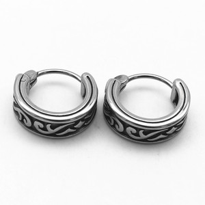 yunnique Huggie Earrings Titanium Steel 316 Stainless Steel For Men And Women Geometric Design Easy To <b>Fasten</b> Jewelry - Product Image 1