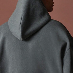 Conjunto de 2 Piezas de Sudadera Holgada Personalizada con Logotipo Bordado, Color Gris Oscuro, Sudadera con Capucha y Bolsillo Tipo Canguro, Pantalones Deportivos con Entrepierna Baja - Product Image 5