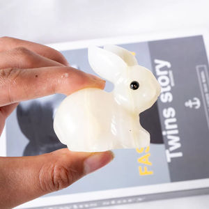 Adorno de Micro Paisaje de Conejo al por Mayor, Piedra de Cristal Abstracta en Bruto, Decoración Creativa para Escritorio, Regalos de Pascua - Product Image 3